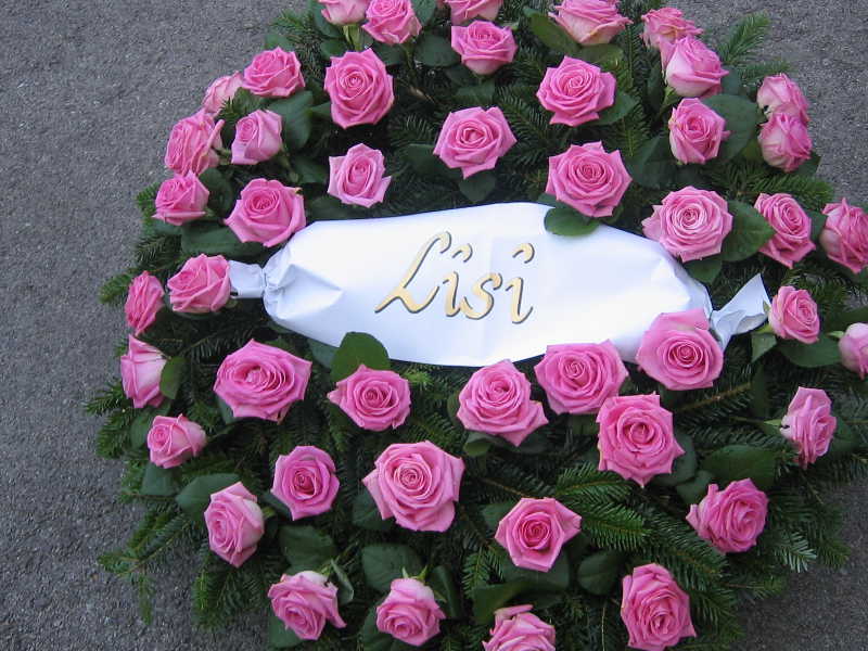 12 Trauerkranz mit Rosen pink